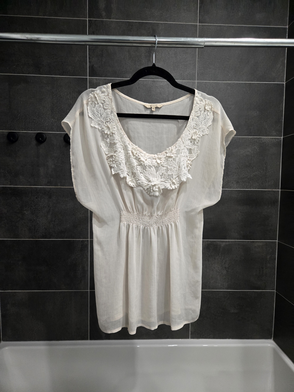 RW&CO. Cream Lace-Trim Scoop Neck Blouse